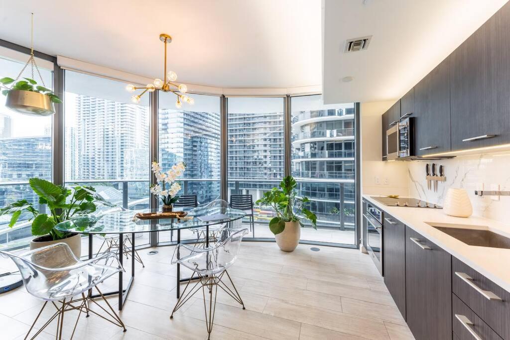 Luxurious Condo In Heart Of Brickell Маямі Екстер'єр фото